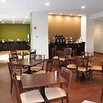 Sleep Inn&Suites Belmont - St. Clairsville 